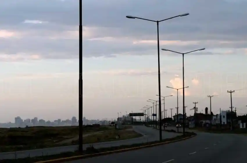 Advierten posible contaminación con mercurio por cambio de luminarias