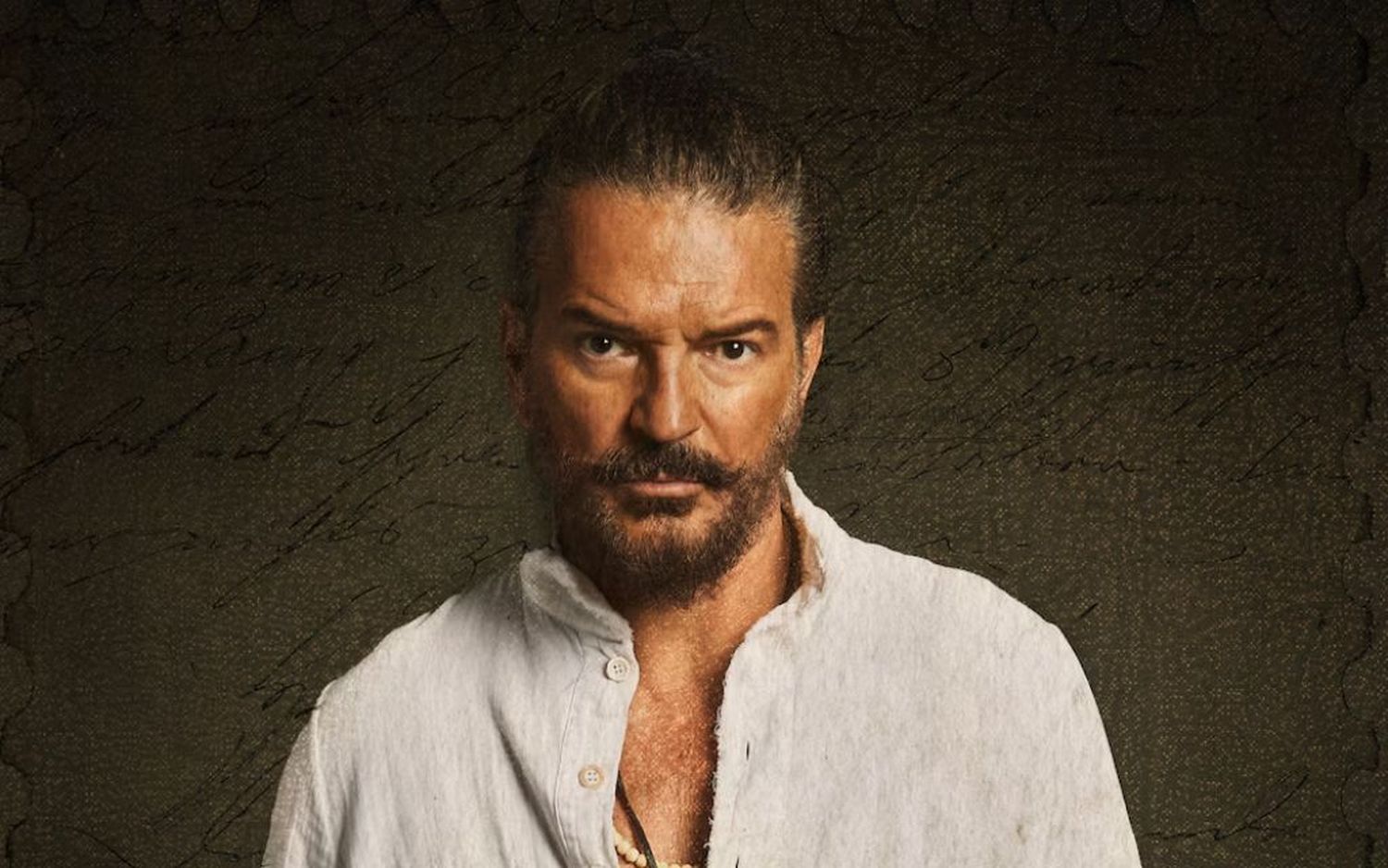 Ricardo Arjona lanza "Seco", su nuevo álbum con videoclip protagonizado por su hija