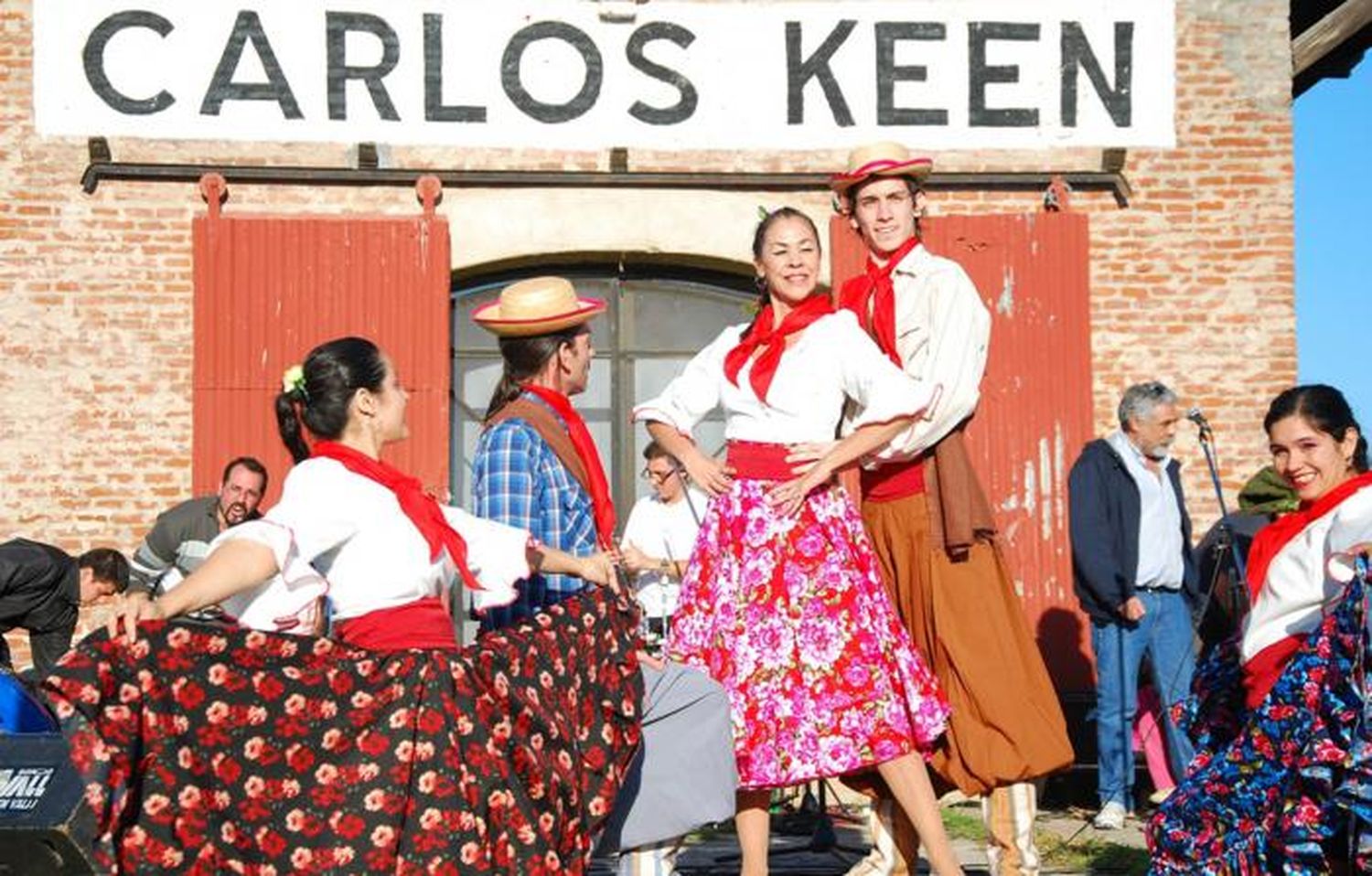 Fin de semana: Fiestas populares, deportes y espectáculos en la Provincia 
