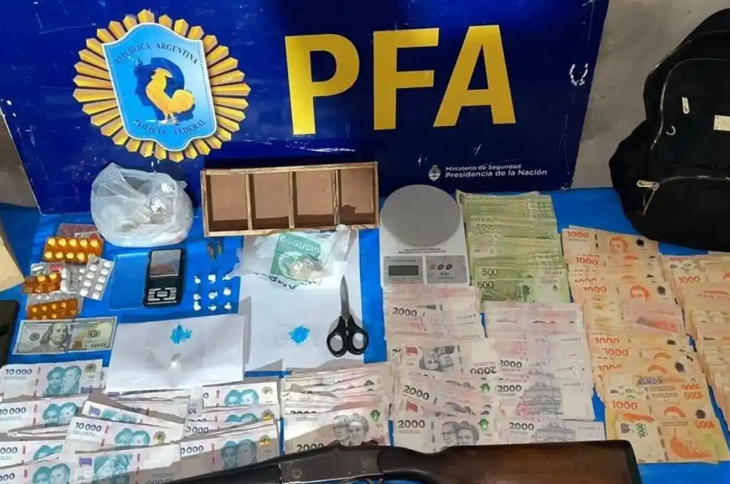 Los elementos incautados por agentes de la División Antidrogas Reconquista de la Policía Federal .