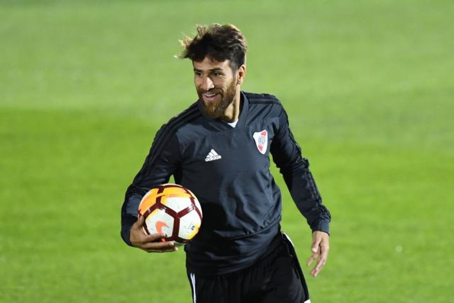 Ponzio bajó del avión y fue directo a entrenar con River
