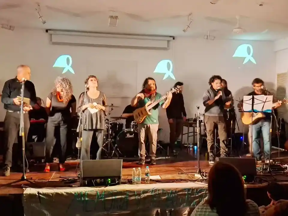 La memoria volvió a encontrarse con la música, la poesía y la comunidad de Concordia