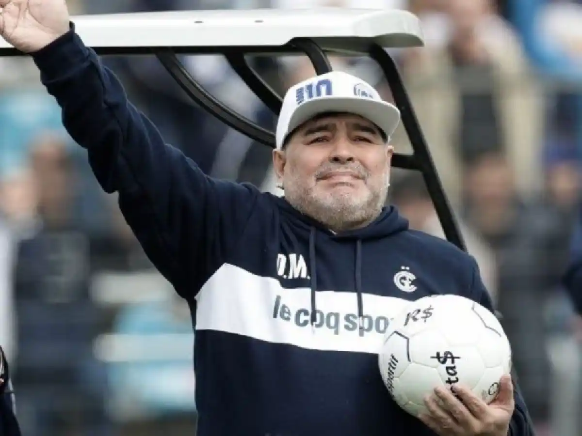 La operación de Maradona duraría entre dos y tres horas