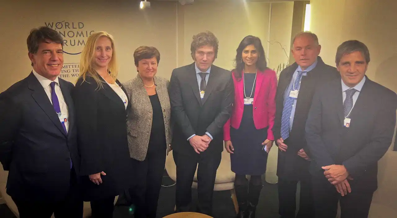 Milei se reunió en Davos con la titular del FMI, Kristalina Georgieva