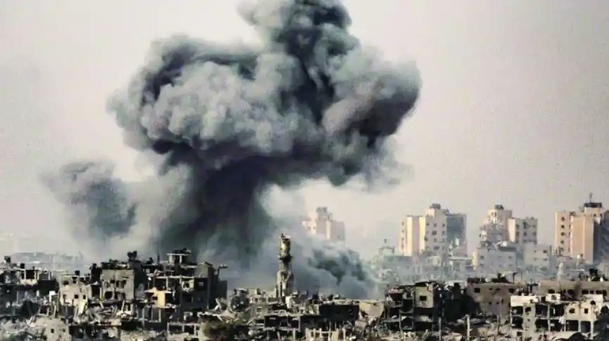 El Papa invitó a “seguir rezando por la grave situación en Palestina e Israel”.