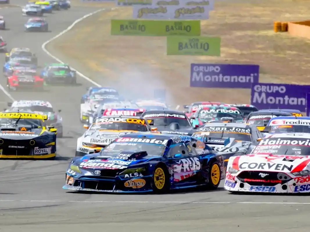 El TC corre su cuarta fecha en Concepción del Uruguay, Foto:Campeones
