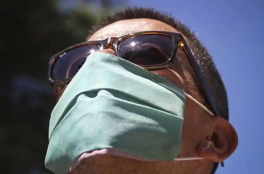 Alertan que los anteojos sin filtros UV provocan daños irreversibles en la retina