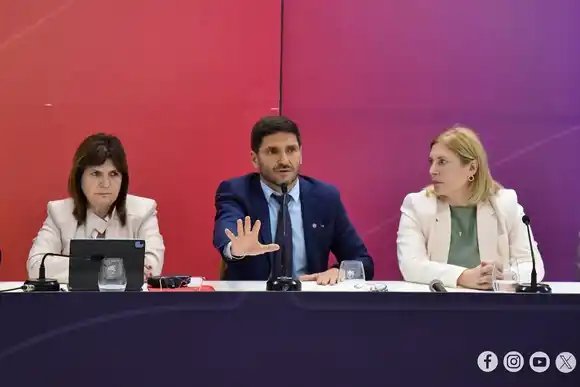 Pullaro: “Hay una determinación inquebrantable de terminar con las mafias en la provincia de Santa Fe”