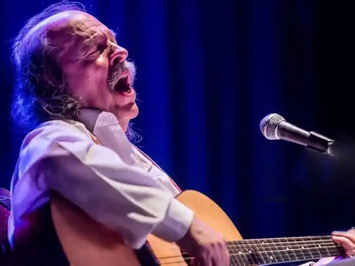 Litto Nebbia: “Volver a tocar fue volver a aprender a habitar el cuerpo”