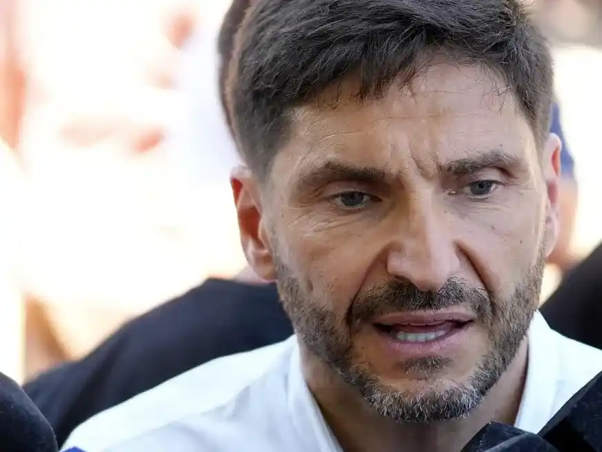 El gobernador durante una ronda con la prensa en Rosario.