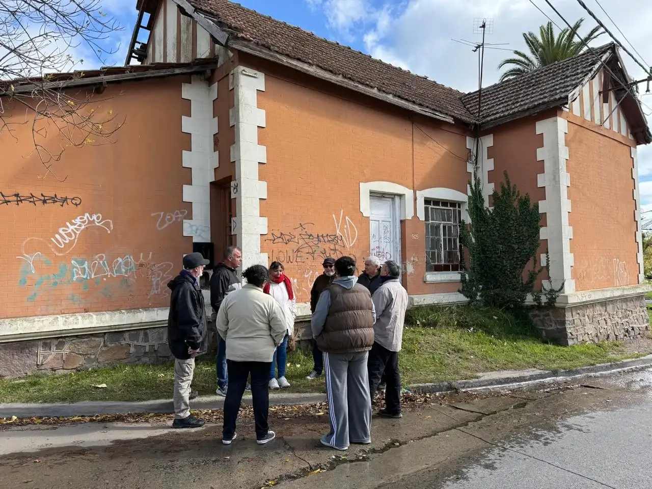“El ruido es terrible, es un desastre vivir acá", dijeron los vecinos y vecinas del Tiro Federal.