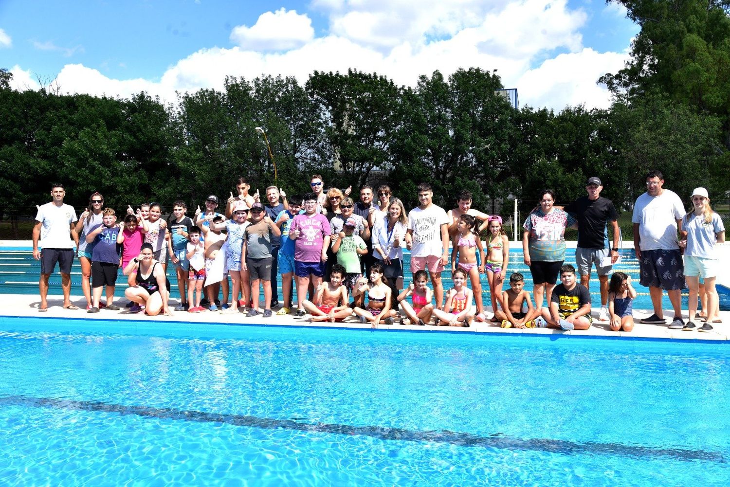 Comenzaron las actividades de verano en la pileta municipal