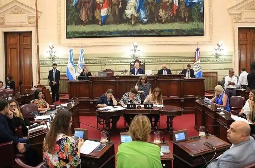 Sesiones extraordinarias: Diputados rechazó la ley de emergencia y aprobó la reforma tributaria