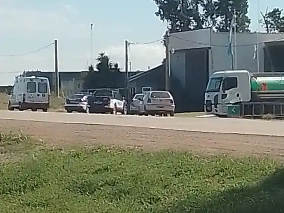 Tragedia en Porteña: un joven de 29 años falleció tras caer desde el techo de un galpón cuando estaba trabajando