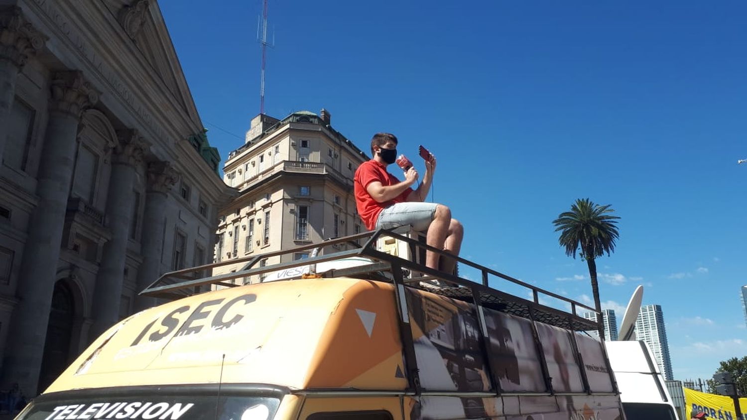 #Anuario2020 El desafío de ser periodista deportivo sin deporte – Por Emir Diamante