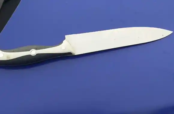 Detuvieron a un hombre que había amenazado con arma blanca a su pareja