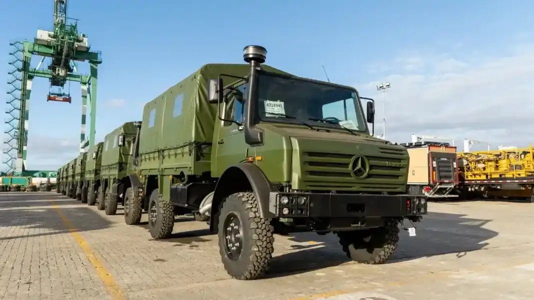 Mercedes-Benz Unimog U4000