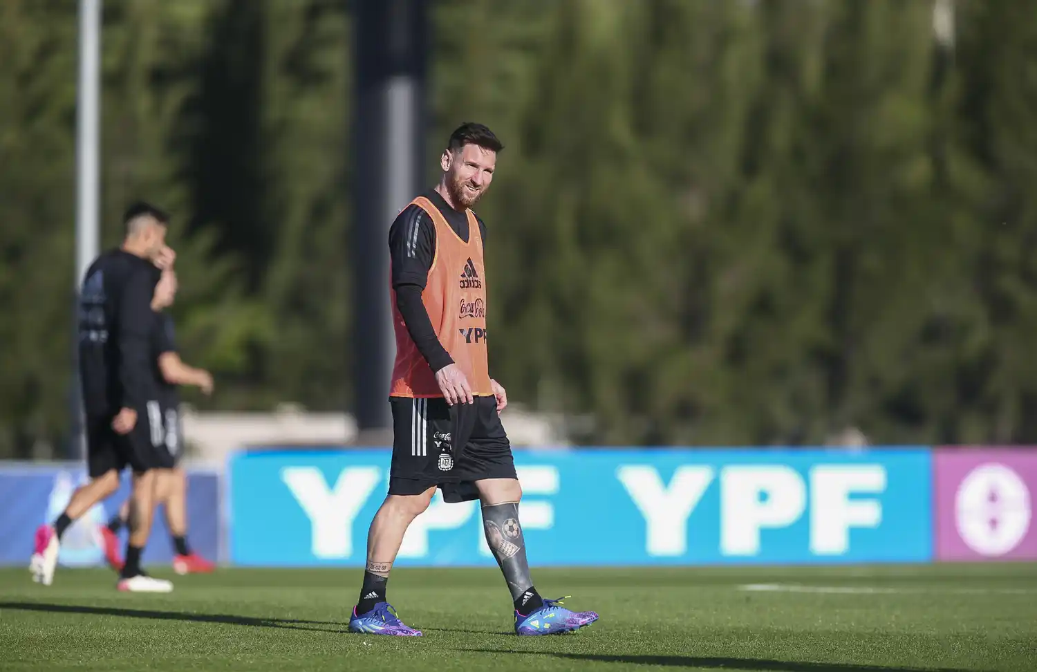 Messi entrenó ayer en el predio de Ezeiza.