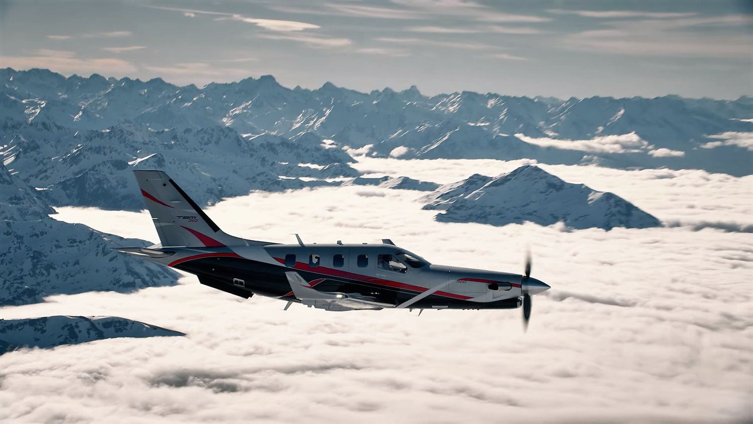 Daher introduces its new turboprop TBM 960