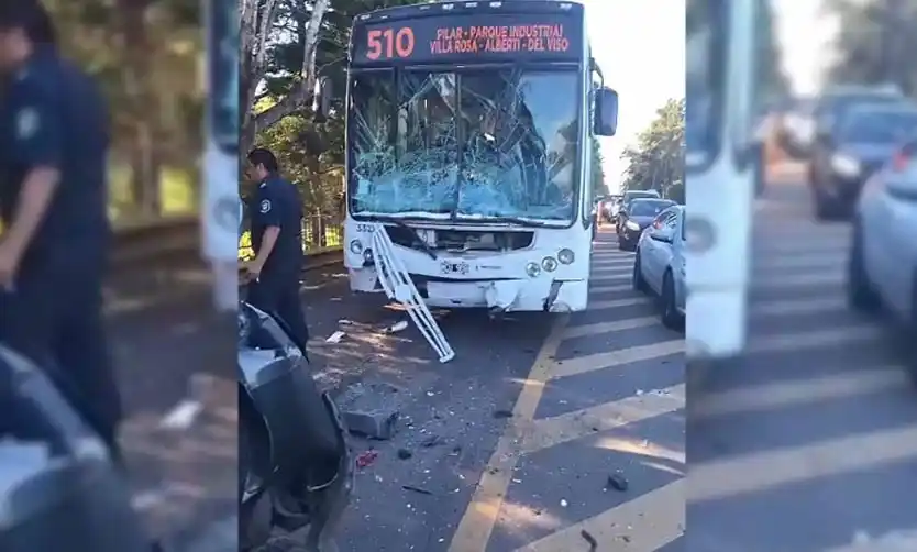 Un choque en cadena dejó varios heridos en la calle Caamaño