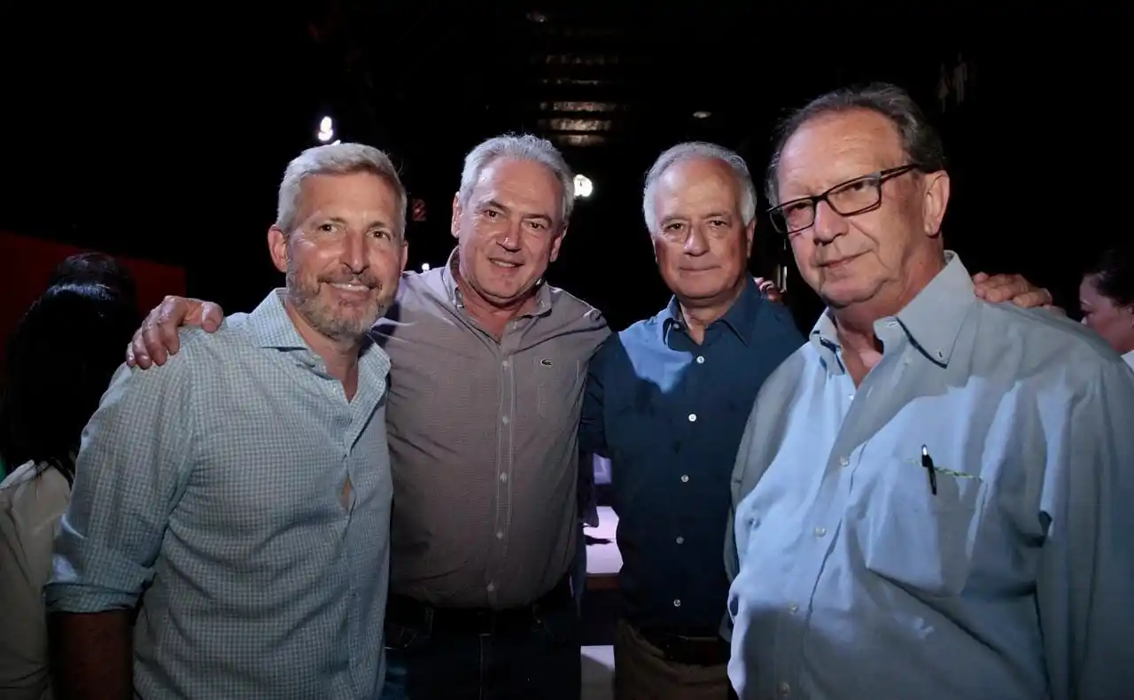 Frigerio asistió al homenaje por el regreso de la Democracia organizado por el radicalismo puro