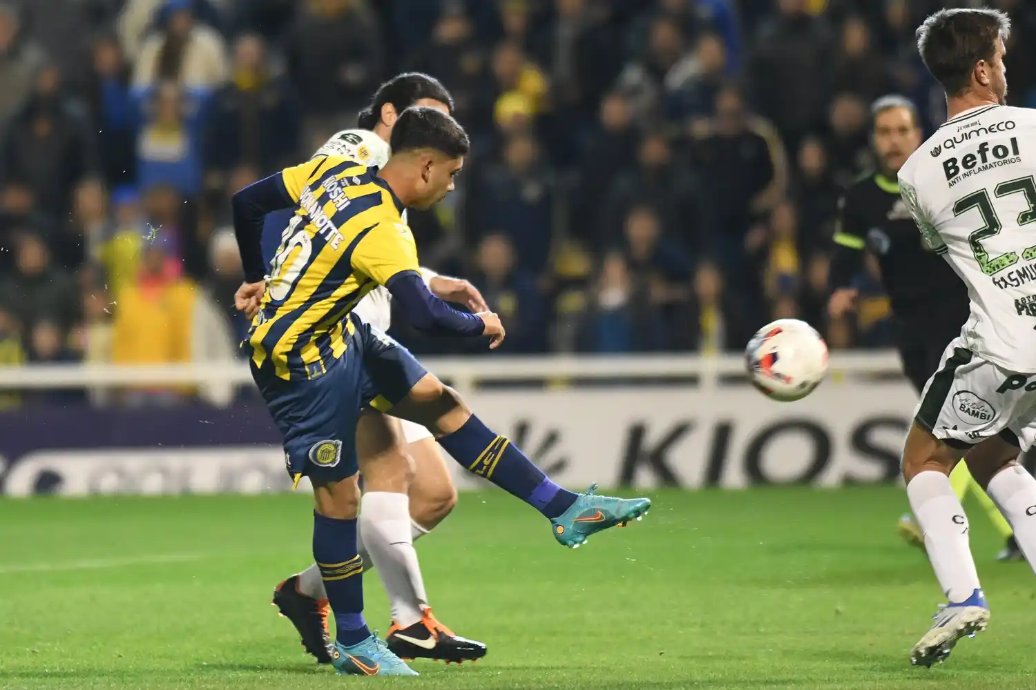 Central fue superior y le brindó una alegría a Tevez