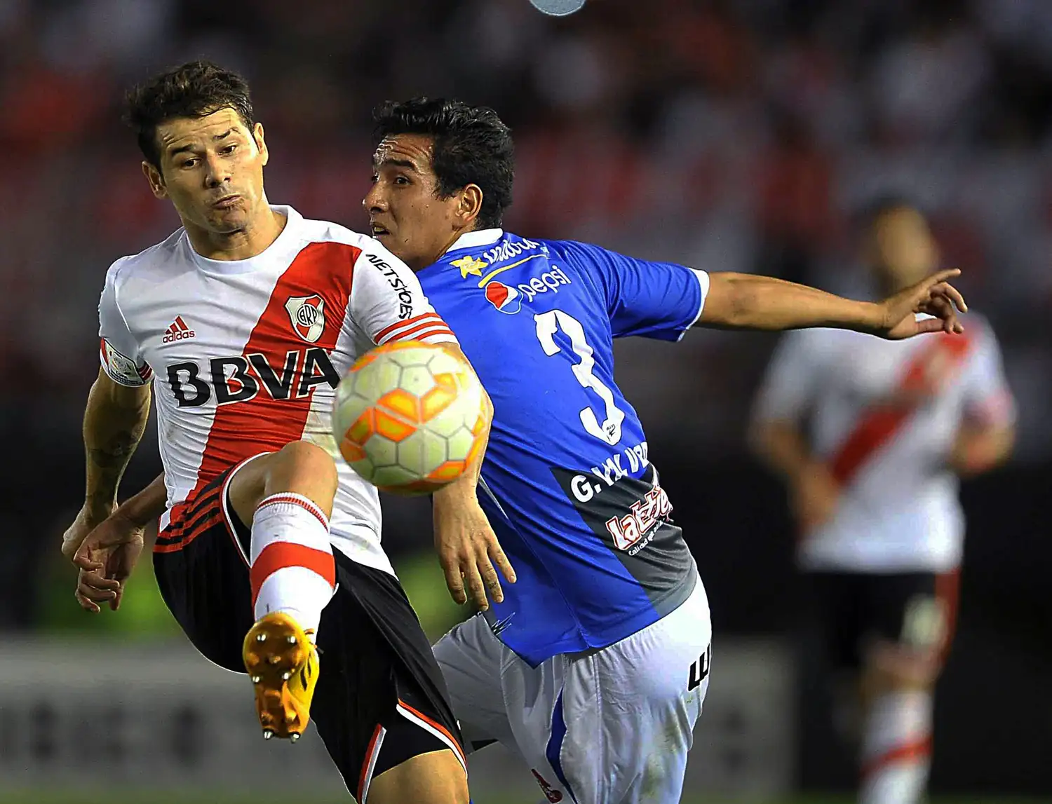  River sufrió demasiado  para acceder a los octavos