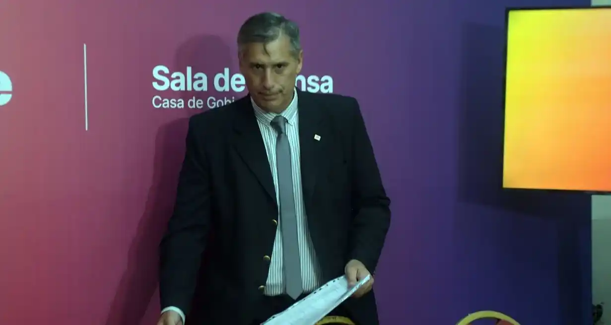 El ministro Olivares con aval de Nación para tomar créditos externos. Foto: Guillermo Di Salvatore