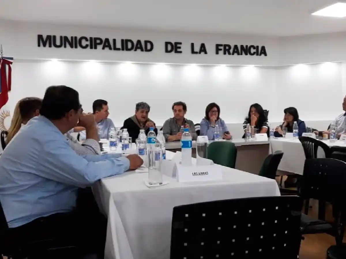 Devoto impulsa la integración del deporte entre pueblos de la región   