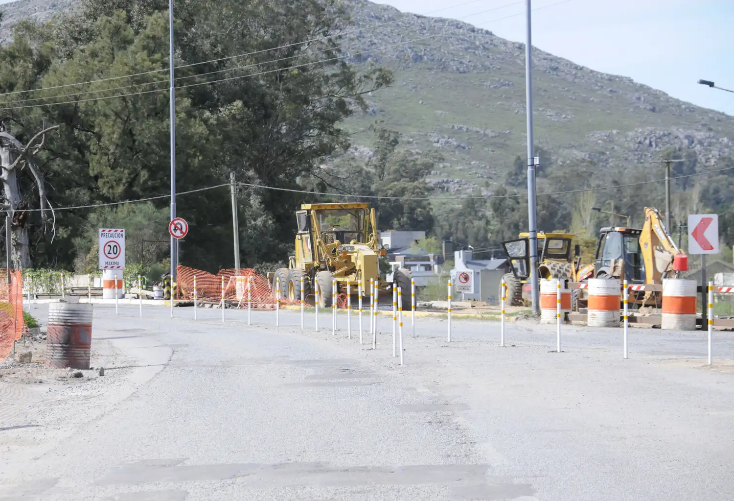 Avanzan las obras de construcción del distribuidor de tránsito sobre Brasil y Fleming