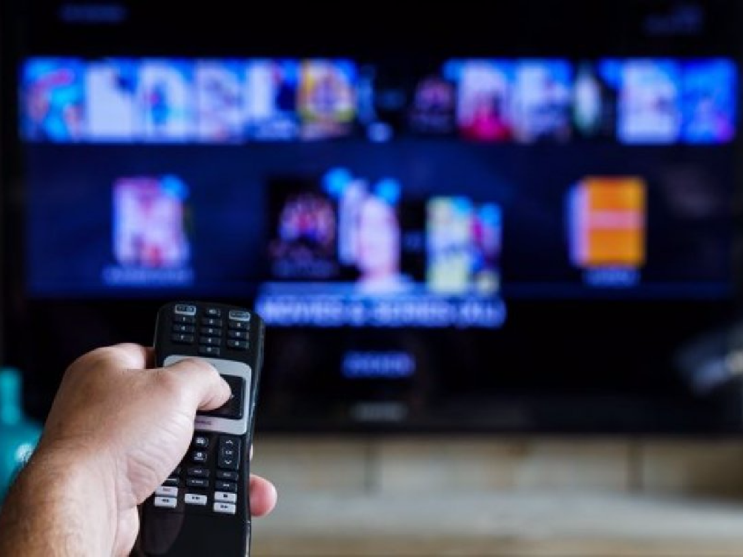 Defensa del Consumidor y Enacom trabajarán de manera conjunta en los precios de internet, tv y móviles