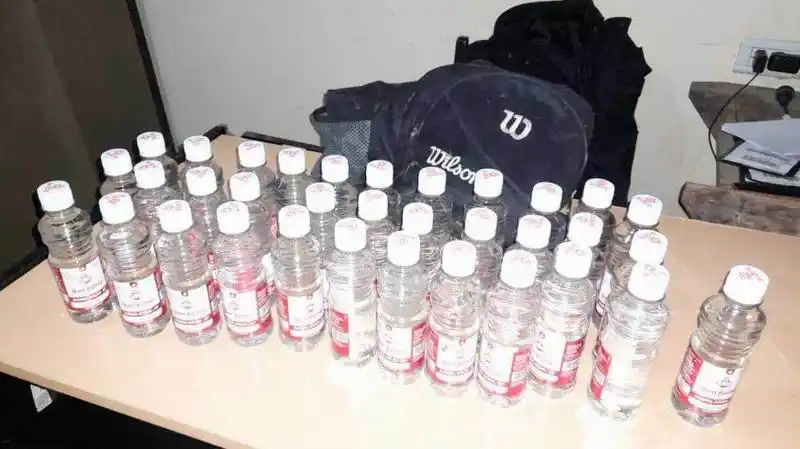 Secuestraron alcohol etílico