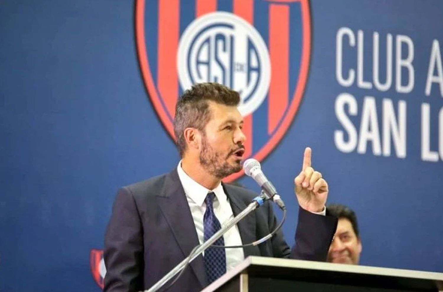 Tinelli denunció amenazas a sus hijos por el momento de San Lorenzo