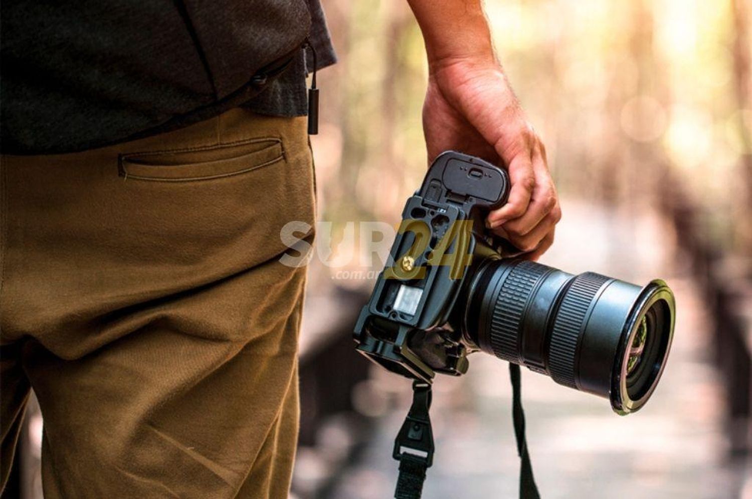 Denuncian a un fotógrafo por abuso sexual en Rosario 