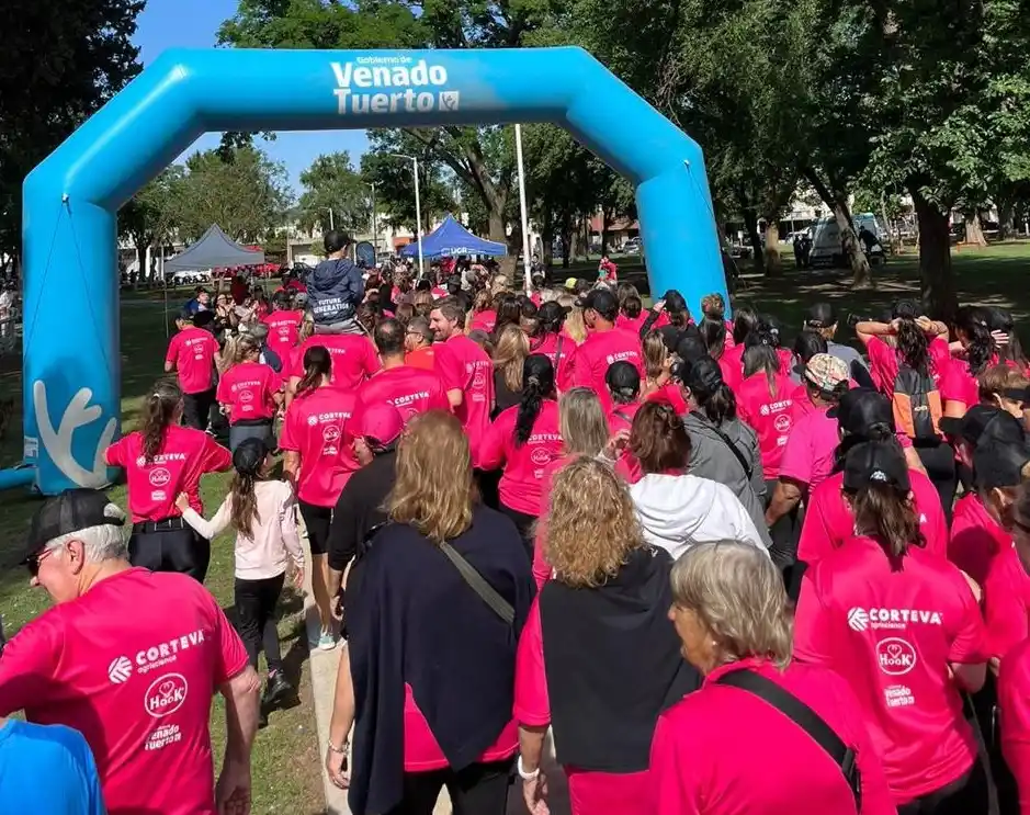 La Caminata Rosa fue un éxito en Venado. Foto: Gentileza.