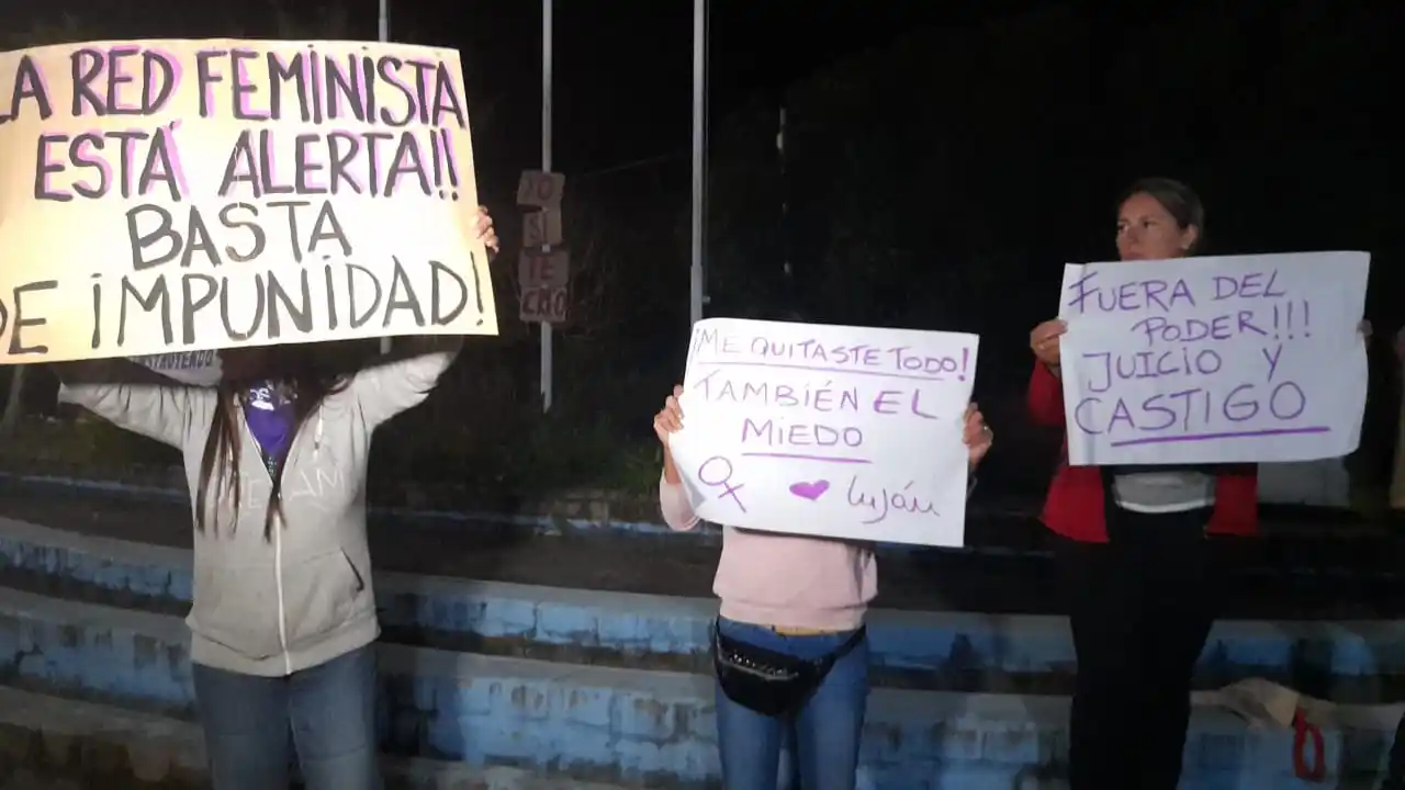 constantino manifestación concejoi deliberante gilbert - 4