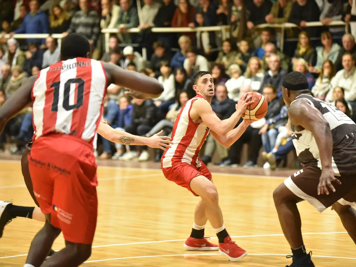 [AHORA] Juega San Isidro ante Platense y podes verlo acá 