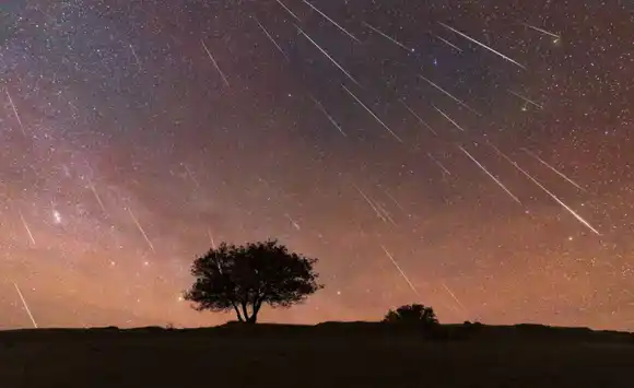 Desde todo el territorio argentino se podrá ver esta noche una “lluvia de estrellas”
