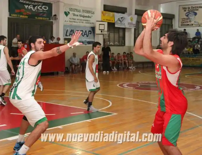 Kimberley no pudo con Sarmiento y debe esperar un triunfo de Unión. (Foto: Nuevo Día Digital)