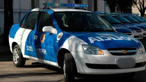 Ante el aumento de mujeres inscriptas en la Policía,  el Gobierno convoca a más hombres
