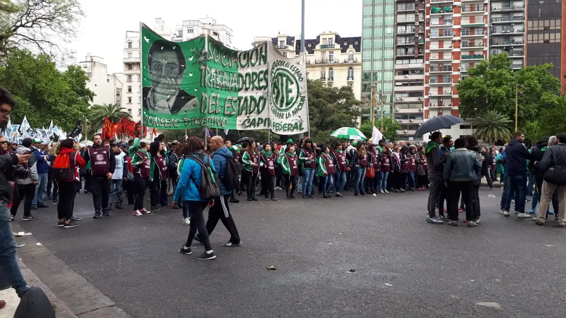 Organizaciones políticas, gremiales y sindicales se manifestaron en contra el proyecto de ley del presupuesto 2019