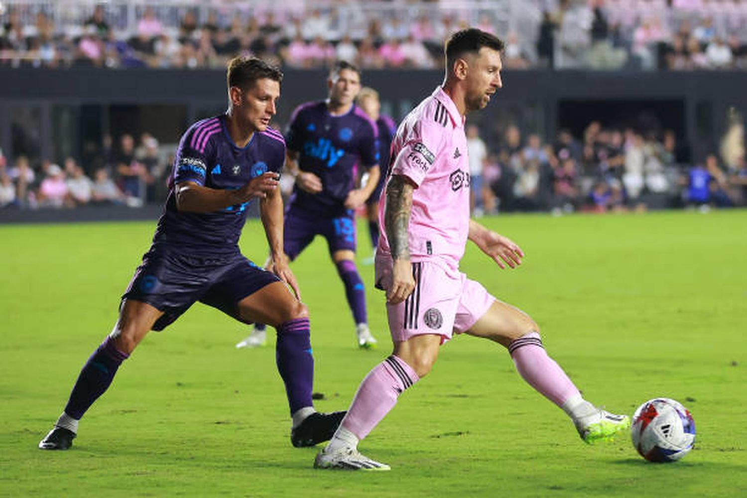 Messi cerró la goleada de Miami para clasificar a las semifinales