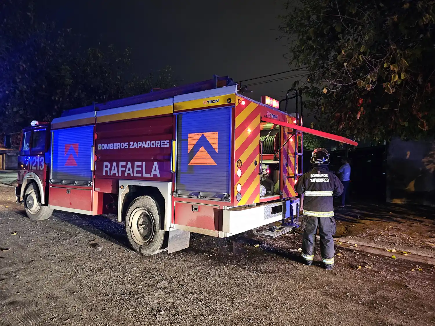 Susto en el Norte de la ciudad por un grave incendio con importantes pérdidas materiales
