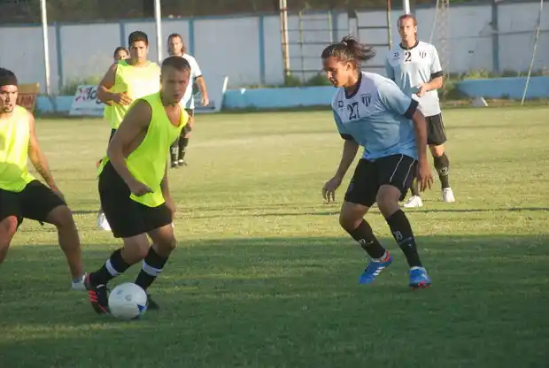Juventud perdió con Achirense de Colón en partidos amistosos