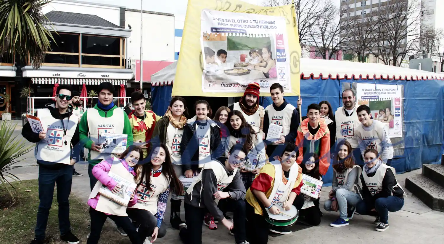 La campaña de Cáritas recibió el apoyo de los vecinos