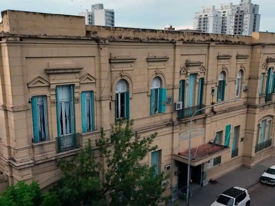 Las victimas se encuentran en la terapia intensiva del Cullen (Foto: Fernando Nicola)