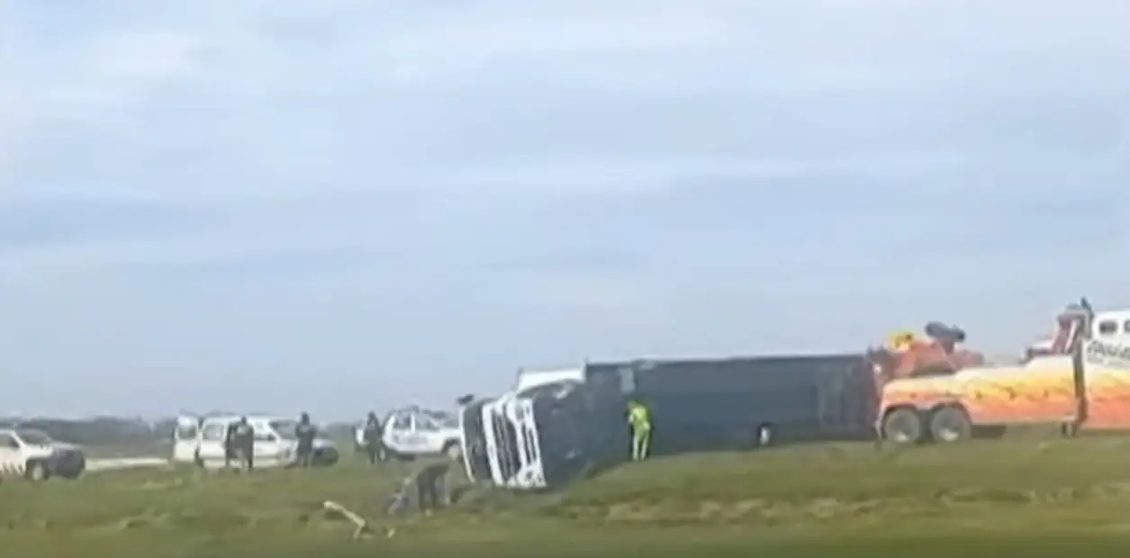 El chofer murió a causa del accidente o se descompensó al volante