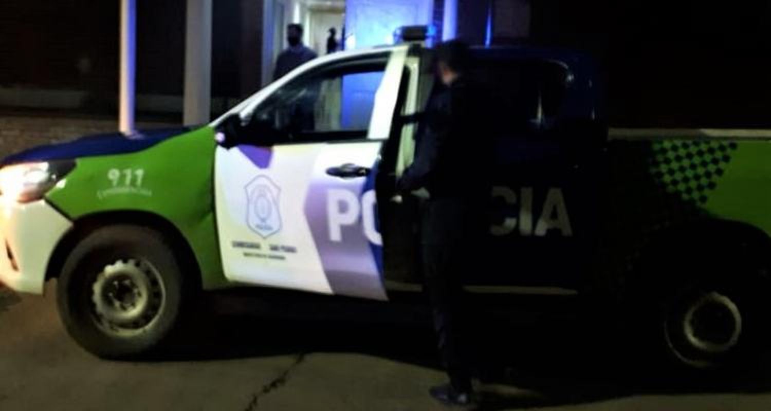 Fiesta clandestina: el dueño de la casa y organizador es un efectivo policial sumariado
