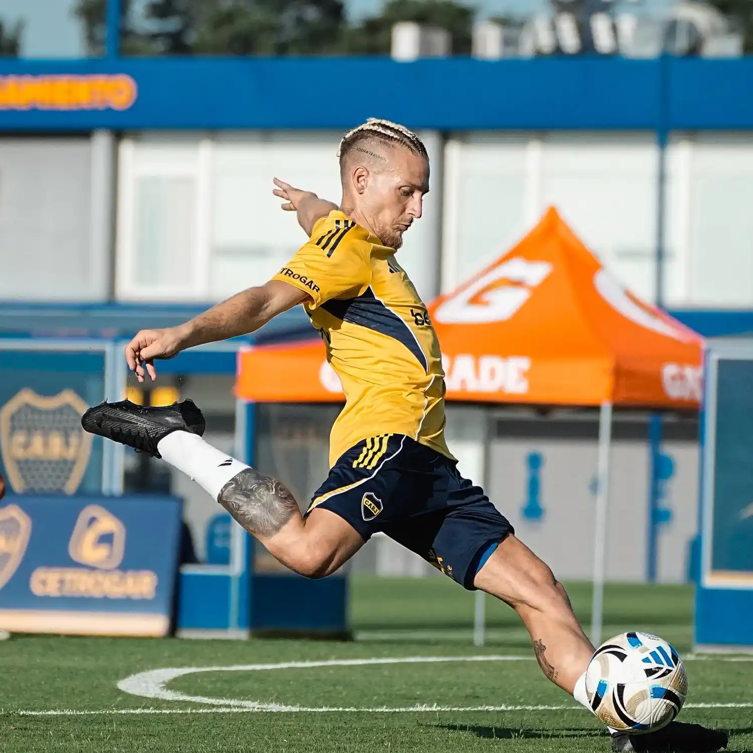 Ascacibar se meterá rápido en el equipo titular.