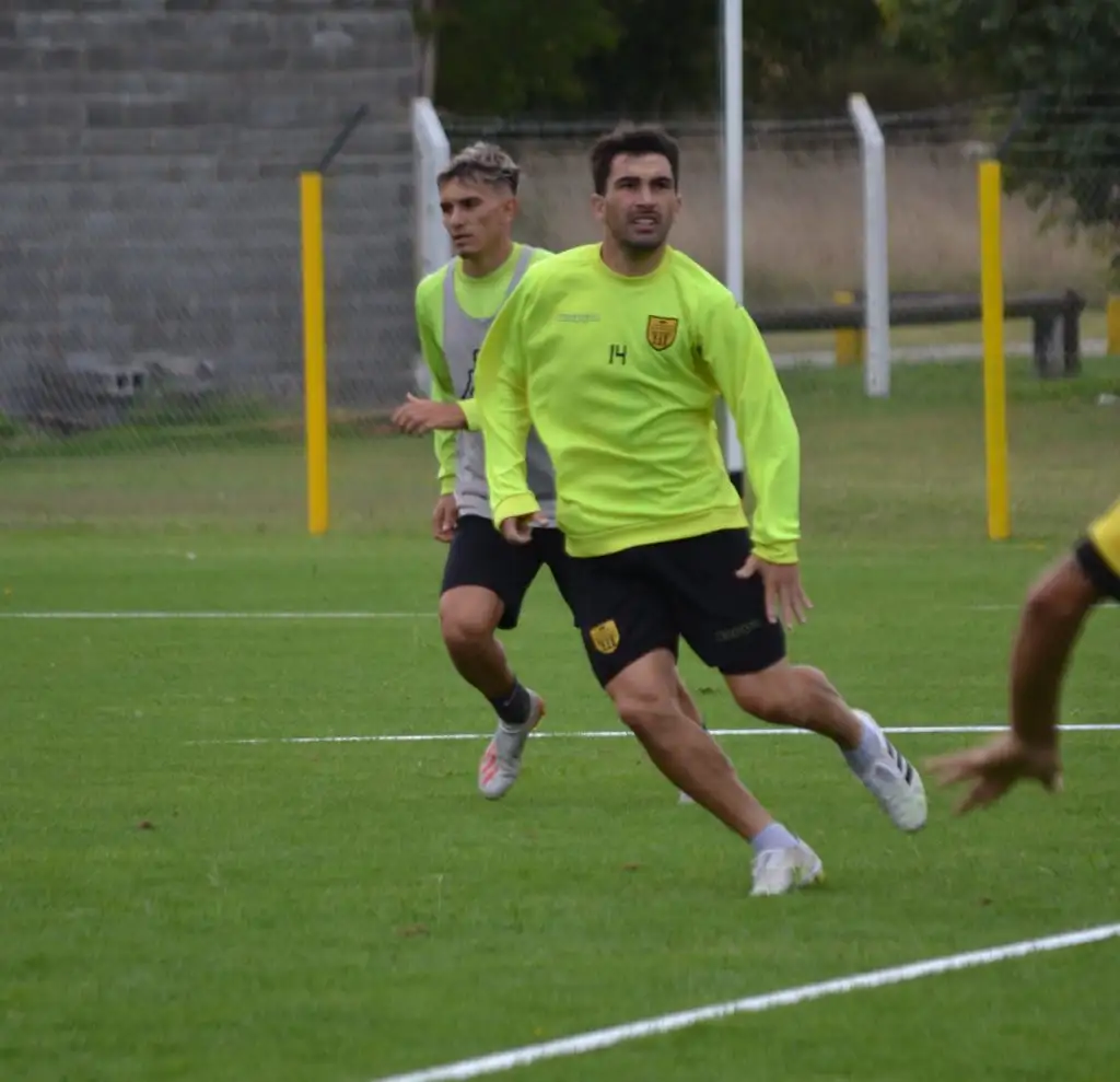 Leonel Pierce está de regreso en Santamarina